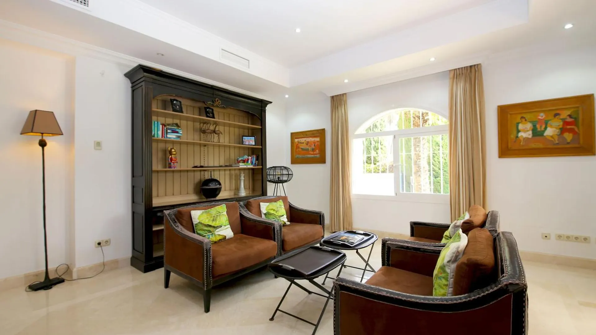 Estepona East Luxury Family Villa Rosa